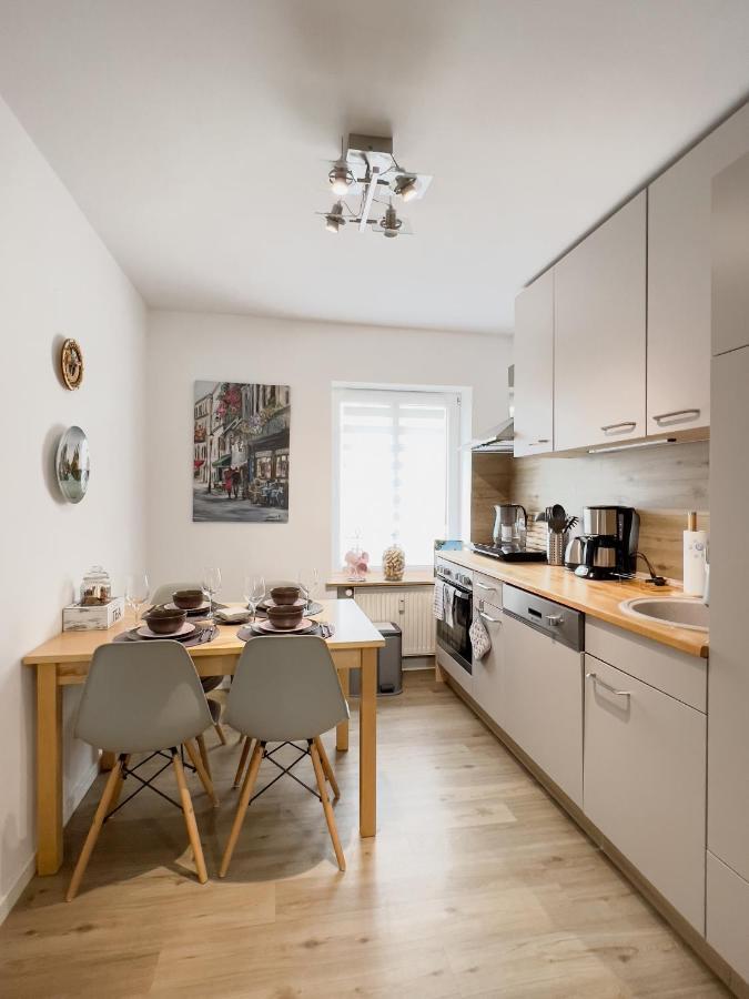 Schoene Helle & Gemuetliche Wohnung In Altstadtnaehe Ерфурт Стая снимка
