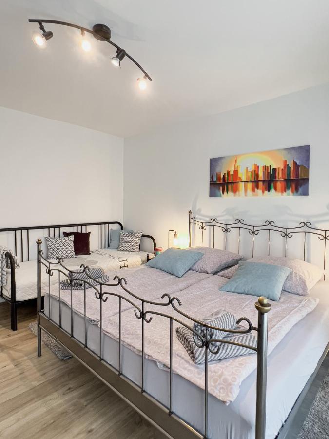 Schoene Helle & Gemuetliche Wohnung In Altstadtnaehe Ерфурт Екстериор снимка